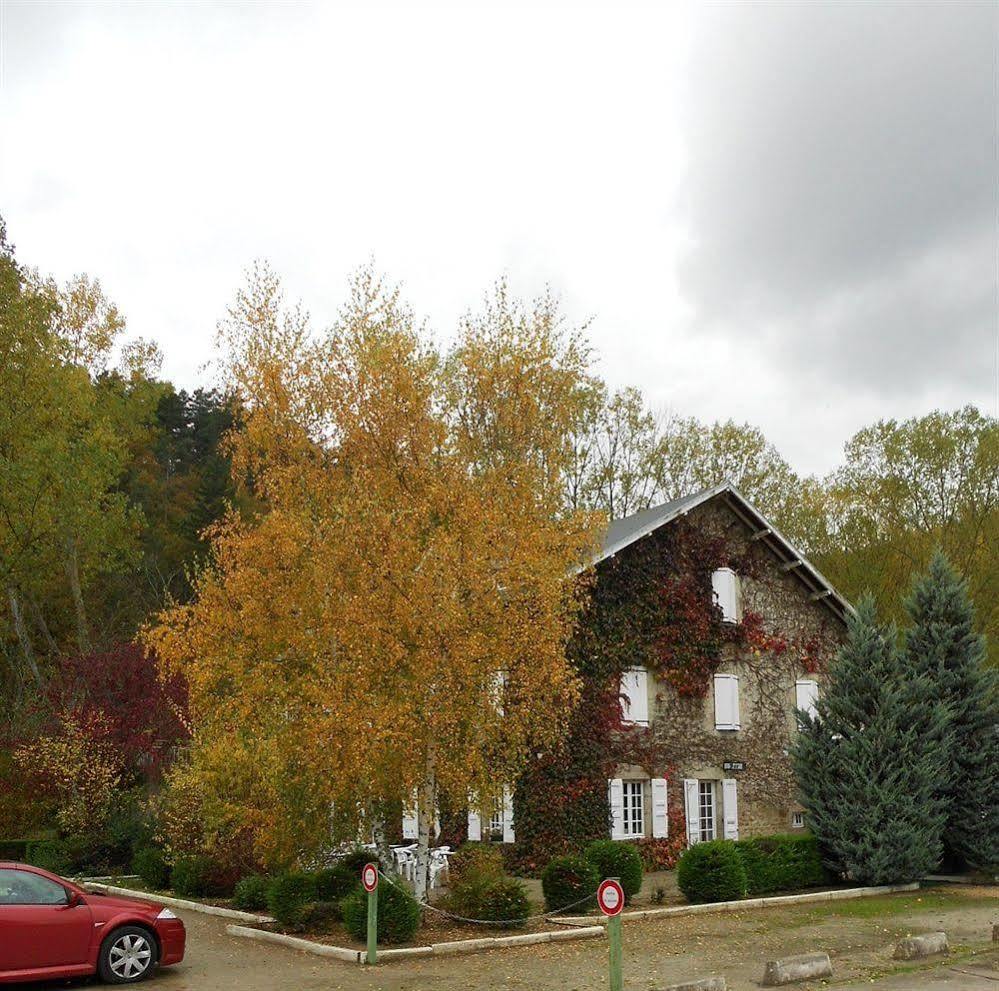 Hotel Restaurant Du Moulin De Barette Blavozy Exterior photo